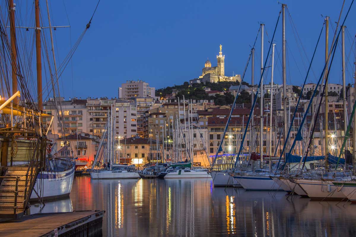 Le vieux port de Marseille » Vacances  Arts Guides Voyages