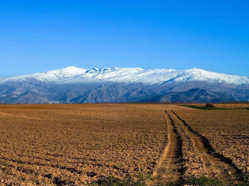 montagnes de sierra nevada