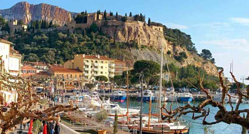 Ville De Cassis Vacances Arts Guides Voyages 1032