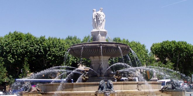 Aix en Provence - Fontaine de la Rotonde