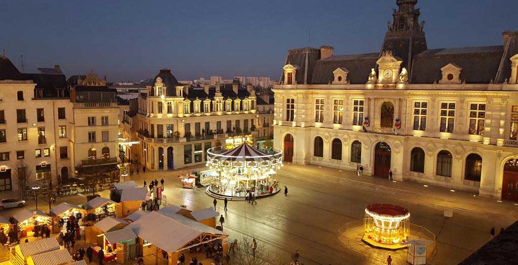 Poitiers » Vacances - Arts- Guides Voyages