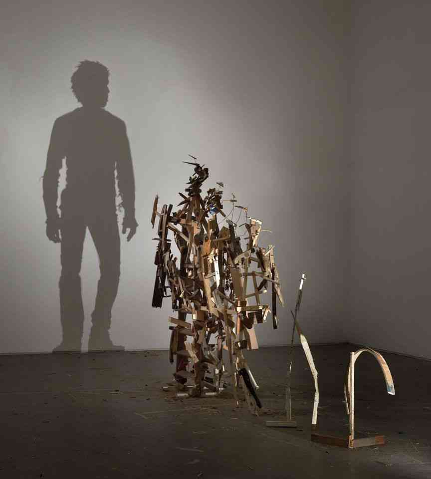 sculpture ombre surconsommation