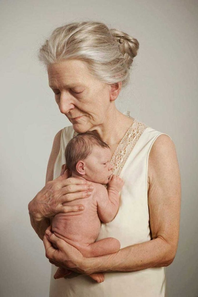 Ron+Mueck sculpture