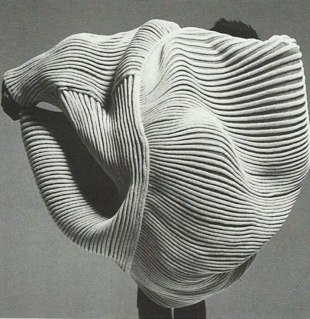 Issey Miyake stylisme