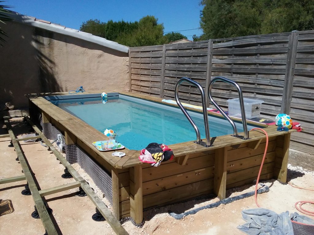 Petite piscine de jardin