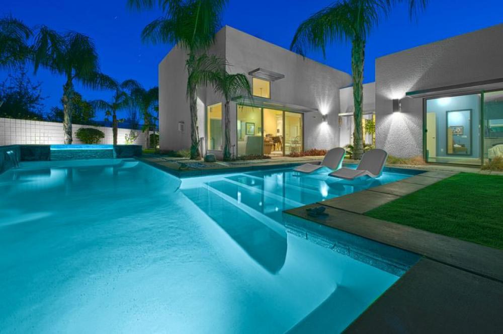 Piscine de luxe originale