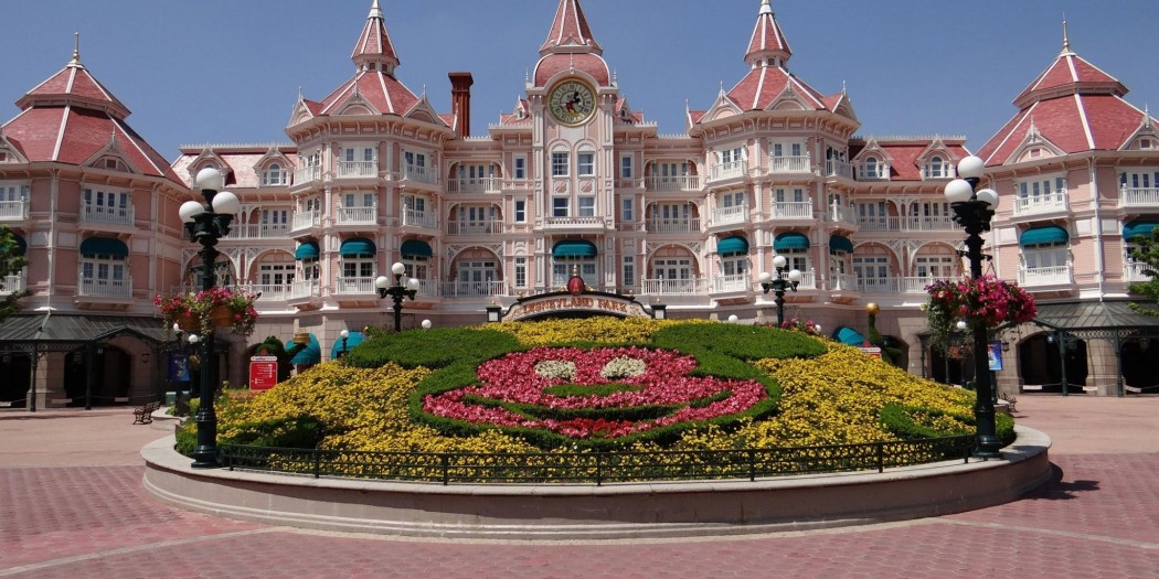 Disneyland Hotel