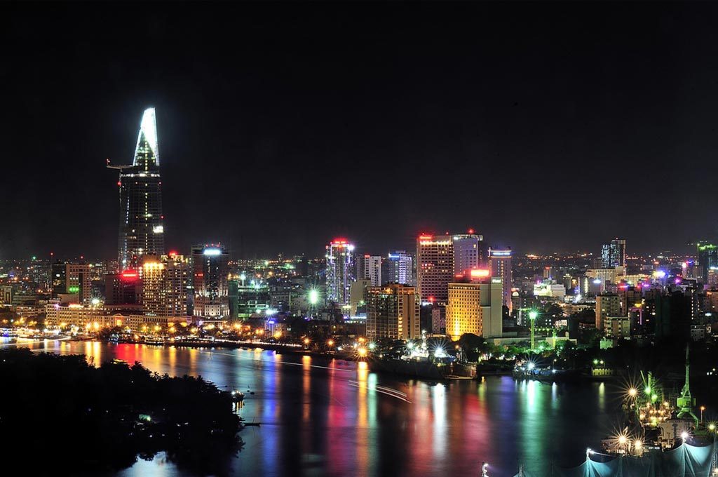 Ho-Chi-Minh-Ville-photo-de-nuit