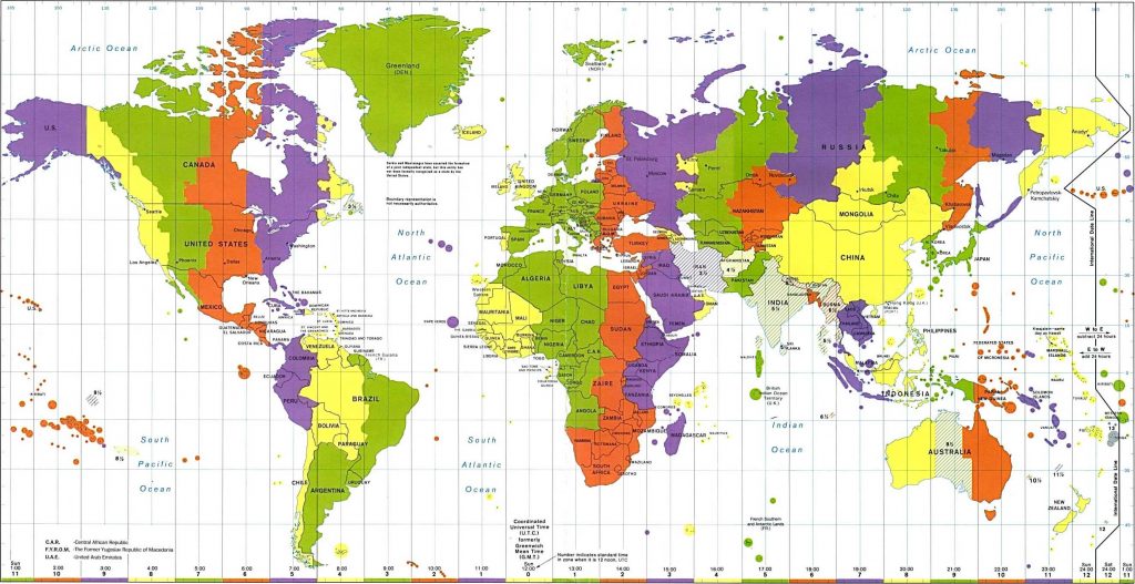carte du monde avec fuseaux horaires
