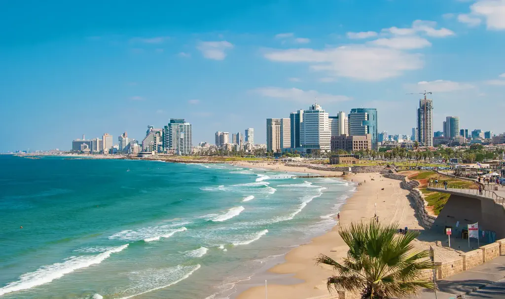 Photo panoramique de la plage de Tel Aviv